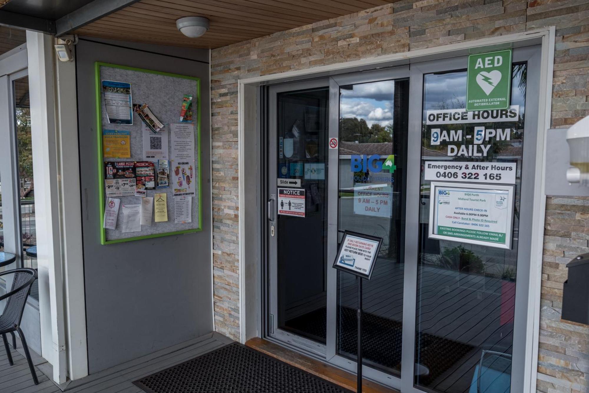 Big4 Perth Midland Tourist Park Hotel Middle Swan ภายนอก รูปภาพ